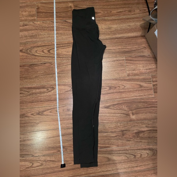 dark green lululemon leggings - Picture 2 of 4